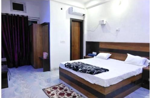 Ayodhya Hotel | A PREMIUM Hotel Nirmala Palace Ayodhya Near Shri Ram Janmabhoomi and Hanuman Garhi - Railway Station - Restaurant & Parking Facilities - Prime Location With Luxury and Spacious Room - Book Now