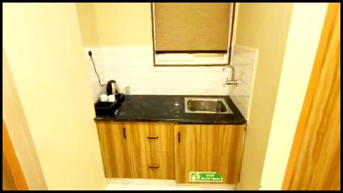 Vrindavan Hotel | A Premium Hotel V N P ! near ISCKON Temple & Prem Mandir - Fully Air Conditioned rooms with all Facilities - Luxury Family Rooms