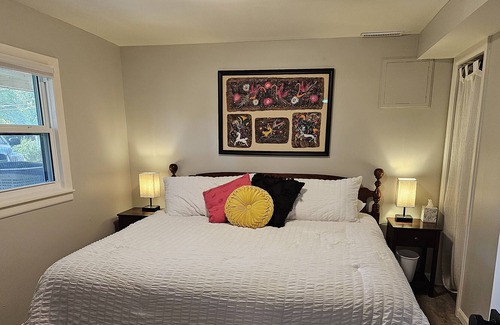 Weston Bed & Breakfast | A Quiet Retreat in Weston, MO
