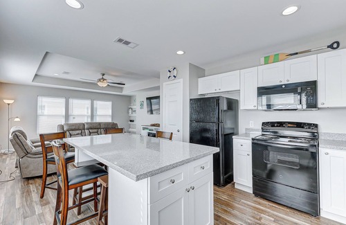 Gilchrist House | A Quietude - a 3 bedroom 2 bath home that sleeps 7