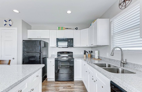 Gilchrist House | A Quietude - a 3 bedroom 2 bath home that sleeps 7