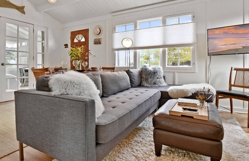 Park Hill House | A Rare Cambria Gem Close to Beach, Town & Preserve