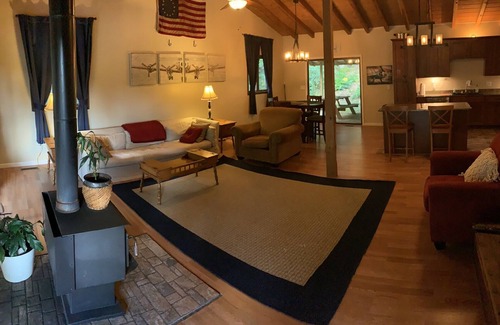 Greeneville Cabin | A REAL Rock and Timber Frame Cabin all alone bordering Cherokee National Forest