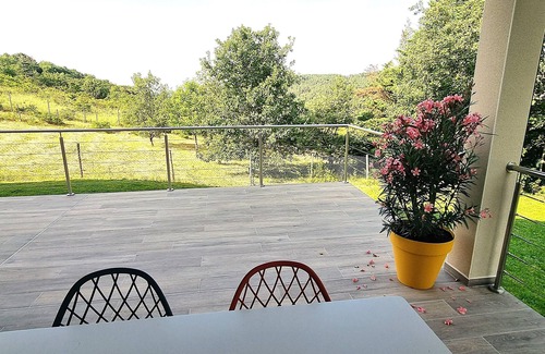 Saint-Julien-du-Serre Villa | A refined getaway in south Ardèche - comfort, elegance, unobstructed views