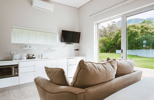 Swellendam Apartment | A Riverbed Guesthouse