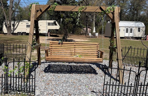 Fort Mitchell House | A Sanctuary in Nature with Hot tub near Fort Moore