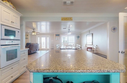 Crystal Beach House | A Sea Glass Estate: 9 BR, 5 BA House in Crystal Beach, Sleeps 34