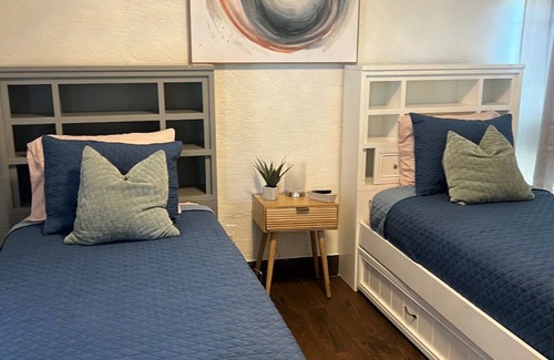 Kingston Apartment | A short walk to The Halifax River or short drive to Daytona Beach.