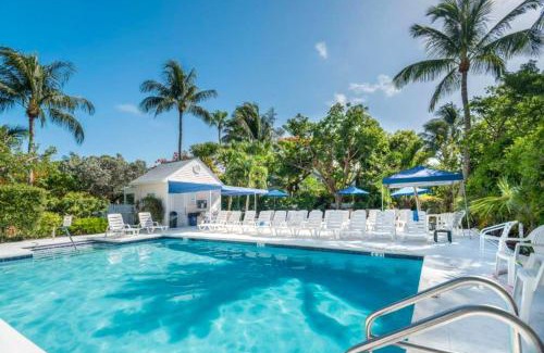 Truman Annex House | A Siesta Bay by AvantStay Key West Walkable Gated Community Shared Pool Week Long Stays Only
