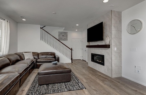 Watkins House | A single-family house in a beautiful and serene neighborhood