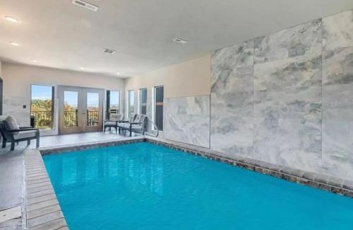 Wears Valley House | A Smoky Mountain Splash-Smith Creek Reserve - Indoor Pool, Waterpark, Theater Room, WIFI, Hot Tub