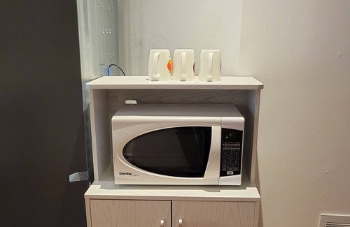 East Credit House | A spacious 1 bedroom basement close to Heartland Shopping Center, Mississauga