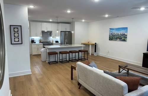 Wesley Heights Condo | A specially Accessible and furnished with comfort and practicality in mindn