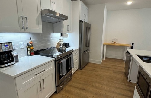 Wesley Heights Condo | A specially Accessible and furnished with comfort and practicality in mindn