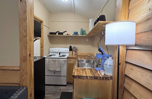 Belhaven Cabin | A sportsman’s paradise, unique property in Belhaven