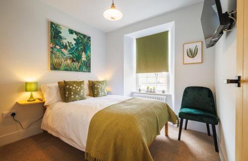 Fishguard Apartment | A stunning 3 bed Apartment