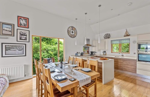 Talland House | A stunning contemporary Cornish home boasting superb coastal views, swimming pool & sauna