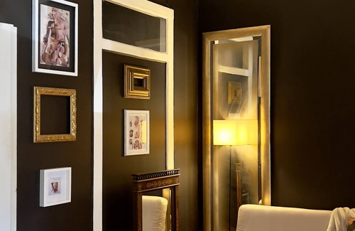 Alfama Apartment | A Suite in the heart of Alfama - Bedroom and Living room