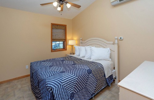 Michigan City Hotel | A Suite Place .5 mi from Beach