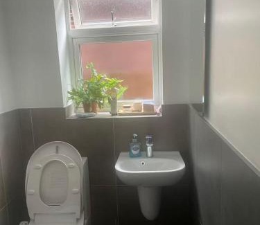 Trafford House | A super double bedroom