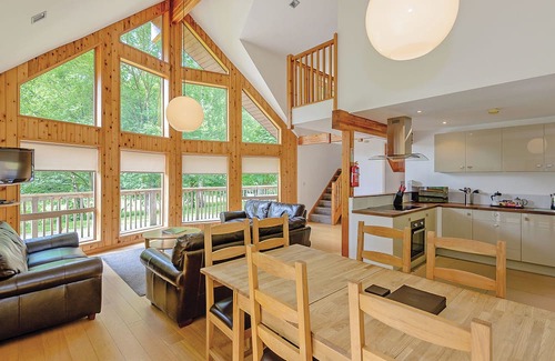 Llangollen Ski Chalet | A superbly appointed impressive two storey luxury lodge.