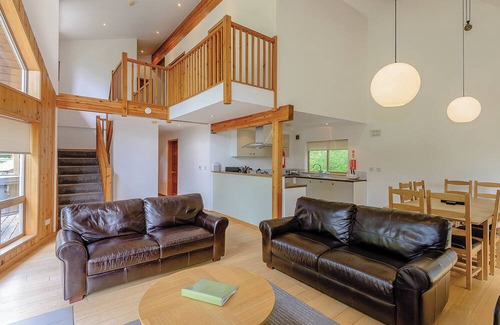 Llangollen Ski Chalet | A superbly appointed impressive two storey luxury lodge.