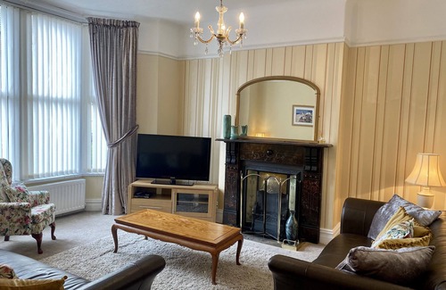 Saltburn-by-the-Sea House | A superbly situated Townhouse in the seaside town of Saltburn by the Sea.