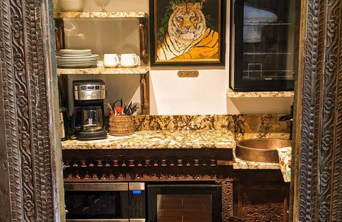 Mount Dora House | A surprising treasure, guesthouse, of historic Mount Dora,FL.