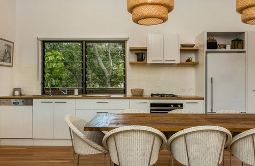 Suffolk Park House | A SWEET ESCAPE - Alcorn House