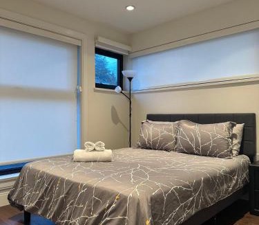 West Point Grey Villa | A Tiny House Near UBC 温哥华UBC小别墅