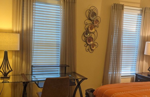 Fayetteville House | A Touch of Elegance