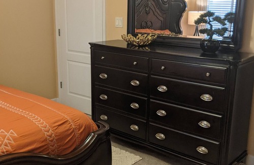 Fayetteville House | A Touch of Elegance