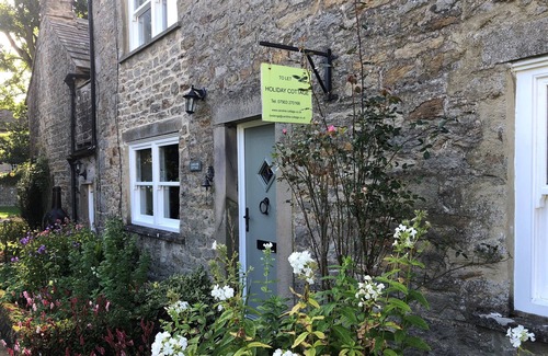 Romaldkirk Cottage | A Traditional Dales Cottage with log burning stove in the village of Romaldkirk.