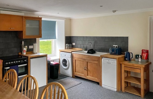 Glenmorangie Cottage | A two-bedroom property located in the heart of Tain, Ross-shire.