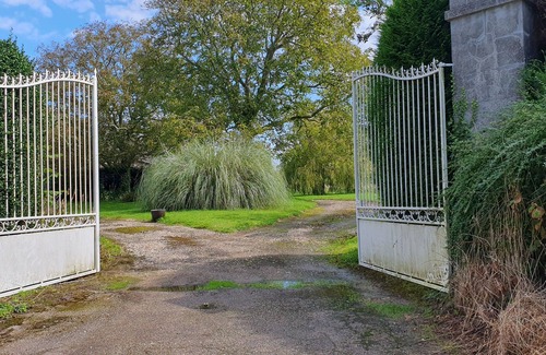 Saint-Denis-d'Aclon House | A typical norman house located in the countryside at 5km from the see