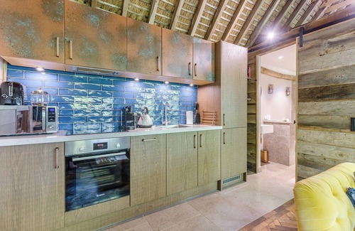 Smarden Cottage | A very luxurious, one bedroom apartment in a stunning setting.