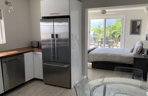 Estate Bakkero Apartment | A View That Will Take Your Stress Away And Leave You Begging For More!