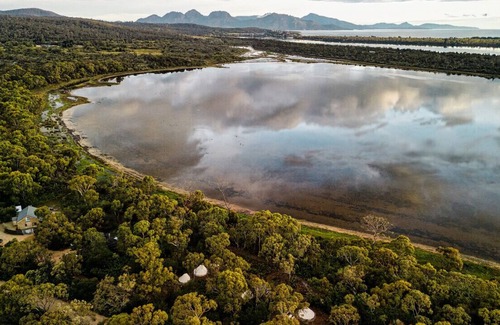 Coles Bay House | A Wabi-Sabi Hygge-infused sauna & spa escape