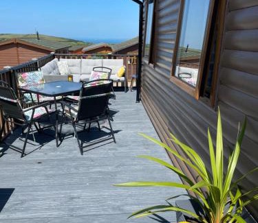 Mullacott Resort | A Wave From It All