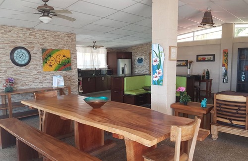 San Luis Talpa House | "A Wave from it All" Let the Waves Wash Your Cares Away.