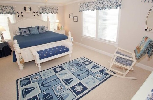 Croatan Beach House | A Wind Song (5-Bedroom Home) by RedAwning