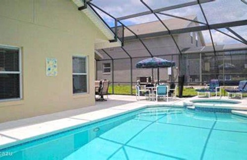 Four Corners Villa | A wonderful 4 bedroom villa with it own pool in Glenbrook Resort