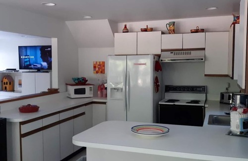 East Quogue House | A wonderful family friendly Quogue Retreat ~