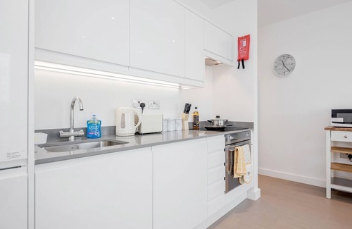 St Albans Cottage | A wonderfully furnished one bedroomed apartment, ideal for using as a base to explore St Albans.