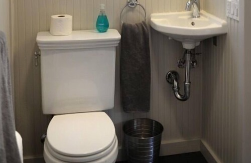 Point Reyes Station House | A world of its own...yet close to everything.