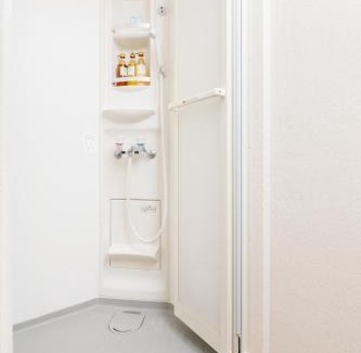 Kaizuka House | A&Z Guest House 関空行南海線二色の浜駅三分 鍵付き4人部屋
