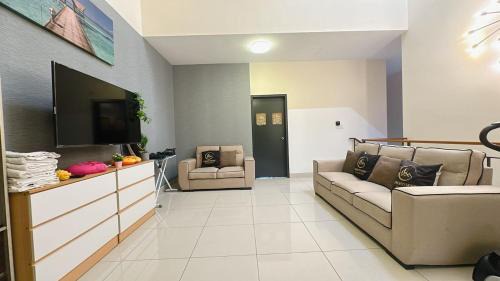 Tebrau House | A04 A Place Just Like Home In Austin