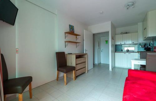 Golfe Juan Apartment | A042-Beautiful functional bright apt- Vallauris