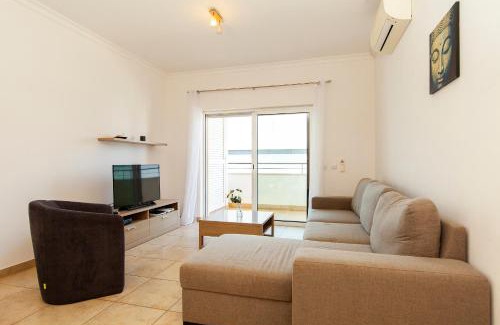 Funchal Apartment | A05 - Luxury 1 Bed Fully Equipped with Pool