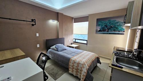Cuautitlan Izcalli Apartment | A07 SUITE WHITE para 1 a 2 personas, Especialistas en CORTAS, MEDIANAS Y LARGAS ESTANCIAS en IZCALLI TEPOTZOTLAN perfecto para Familias, Turistas, Contratistas, Estudiantes, Empresas A sólo 5 min Izcalli 5 min Esmeralda 20 min Satélite 25 min AIFA